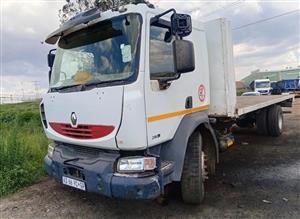 RENAULT MIDLUM 280 2011 8 ton flatdeck