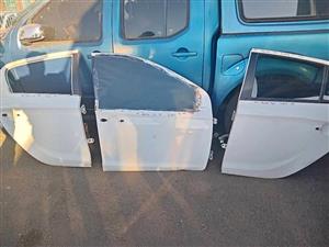 2012 Hyundai i20 doors for sale @ circle 7 used parts my number WhatsApp or cell