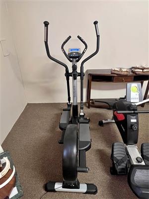 Infiniti Elliptical Cross Trainer