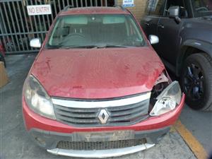 Renault Sandero Stepway 1.6 Petrol Manual Red - 2012 SPARESBOYZ STRIPPING FOR SP