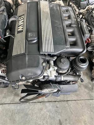 M54B25 ENGINE  2.5 DUAL VANOS E46 325i