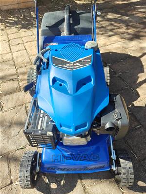 Professional Hi-Vac Lawnmower (Yamaha MA190)