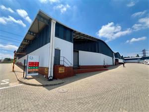 Warehouse to let in Meadowdale