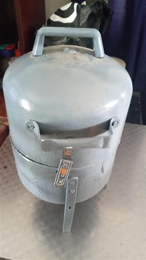 Blikhoender stand an chicken griller braai