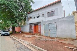 13 bedroom property for sale in Denver.