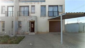 Apartment For Sale in Albertsdal