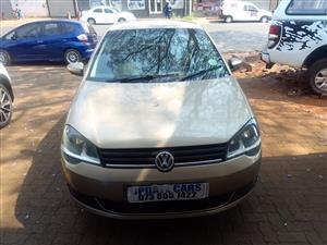 2016 VW POLO VIVO 1.6 AUTOMATIC PETROL GOLD COLOR