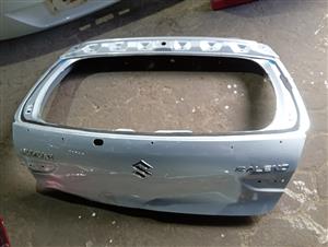 Baleno Tail Gate for grab