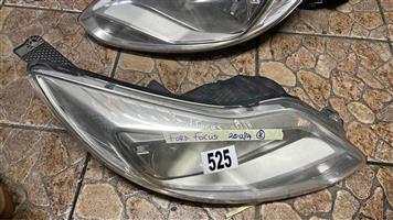 Ford Focus headlights 2012/14