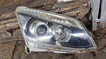 Isuzu KB300/D-Max headlight