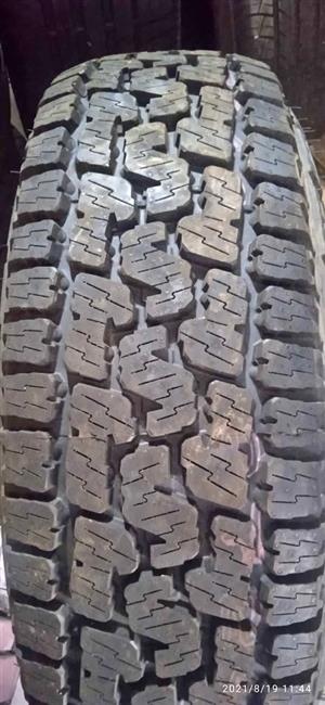 Brand new 225/65/17 Pirelli All Terrain SUV's tyres
