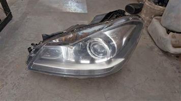 Mercedes w204 Right  Facelift xenon headlights