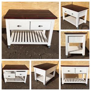 Kitchen Island Chunky Cottage series 1200 Version 1 - Two toned
