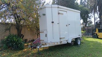Stage Trailers. Music festival. Tata tercoline stripping, Toyota Hi lux 