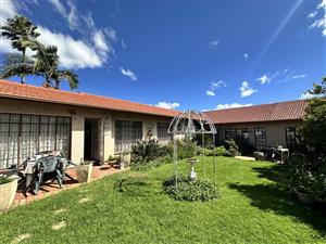 House For Sale in Birch Acres