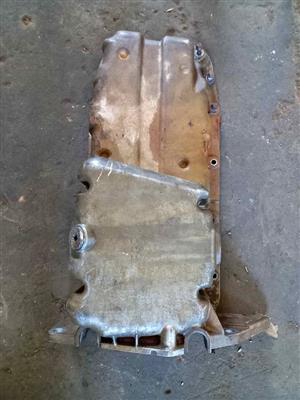 Corsa C 1.4 oil sump in excellent condition