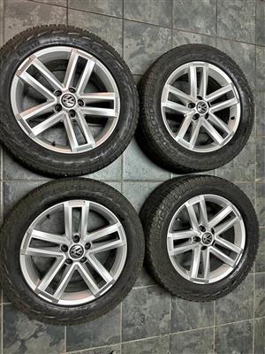 Set of 4 Genuine VW Amarok 19” OEM Alloy Wheels & Tires