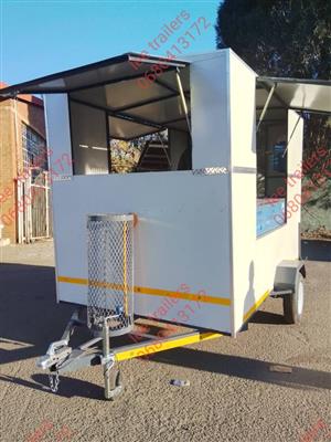 Mobile kitchen trailers