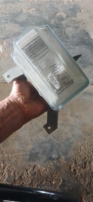 Peugeot 404, numberplate light