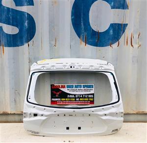 Toyota Starlet cross tailgate (2023)