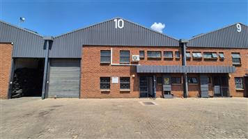 Warehouse To Let in Silver Park, Silvertondale
