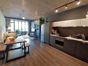 8th Floor unit: TENANTED at R17 050pm (Lease Expiration: 31 July 2026)