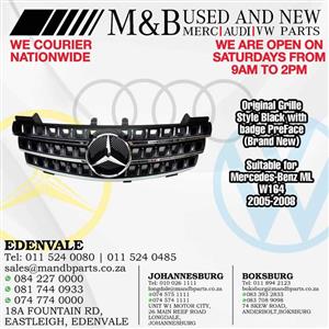 Original Grille Style Black with badge PreFace (Brand New)Suitable for Mercedes-Benz W