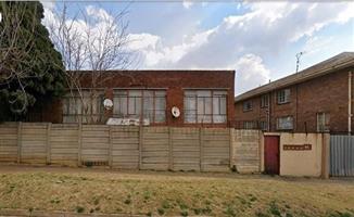 Apartment For Sale in Rosettenville
