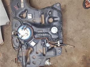 TOYOTA COROLLA QUEST PETROL PUMP AND TANK