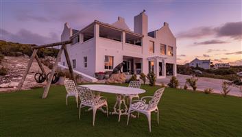 Beautiful sea views from Agulhas Nature Reserve