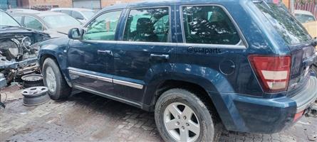🚙 Jeep Grand Cherokee WK1 – Breaking for Body Spares  