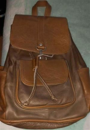 Leather handbag/backpack