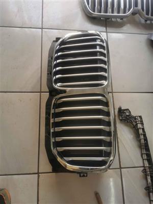BMW X5 GO5 complete bumper grill