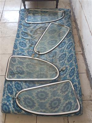 Rare Vintage OEM VW Beetle Pop-Out Rear Quarter Windows – 2 Complete Pairs