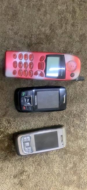 Cell phones each  280 Steve Biko road  Gezina  PTA  Wattsup   calls