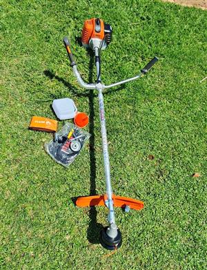 MRU-43 brushcutter.  GARDEN MARKET PLACE. 1 Gardens Road, HILLCREST.