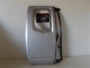 Nissan Navara right rear door S-Cab 15-26