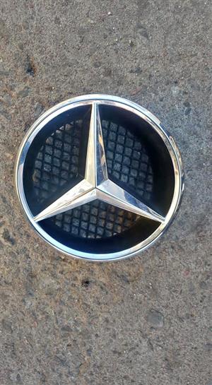 Mercedes-Benz w204 Preface Badge