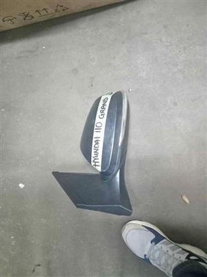 Hyundai I10 left side mirror