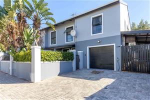 3-Bedroom Home In Observatory