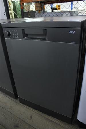 DEFY DISHWASHER W/PIPES(S067173B)