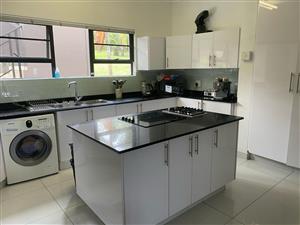 Apartment For Sale in Palm Lakes Estates