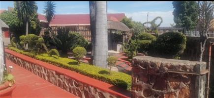 House For Sale in Soshanguve DD