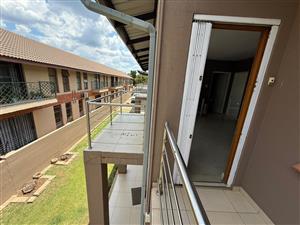 Spacious 2-Bedroom Apartment with Double Balcony Access – Near NWU