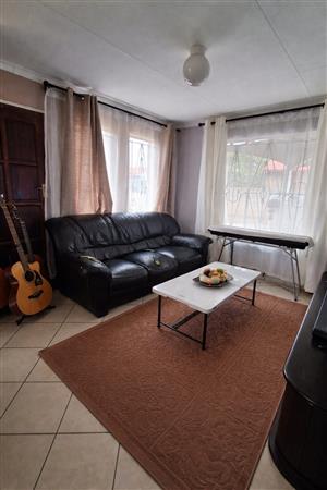 Charming 2-Bedroom Starter Home in Unitas Park, Vereeniging.