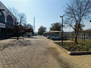 Warehouse / Distribution Centre of 648 m² To Let in Randjes Park. Fantastic Old Pretoria Road exposure in a secure park!