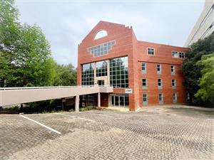 Commercial office space to rent in Parktown