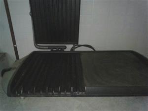 Grilling machine to Grill or roast meat