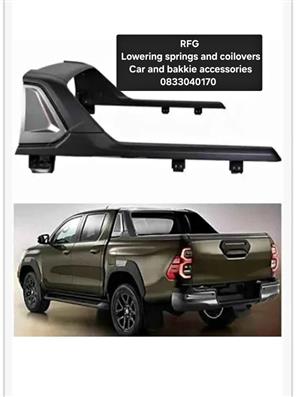 2016 + Toyota hilux  sports bar