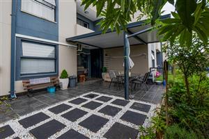 Apartment For Sale in Athlone Park